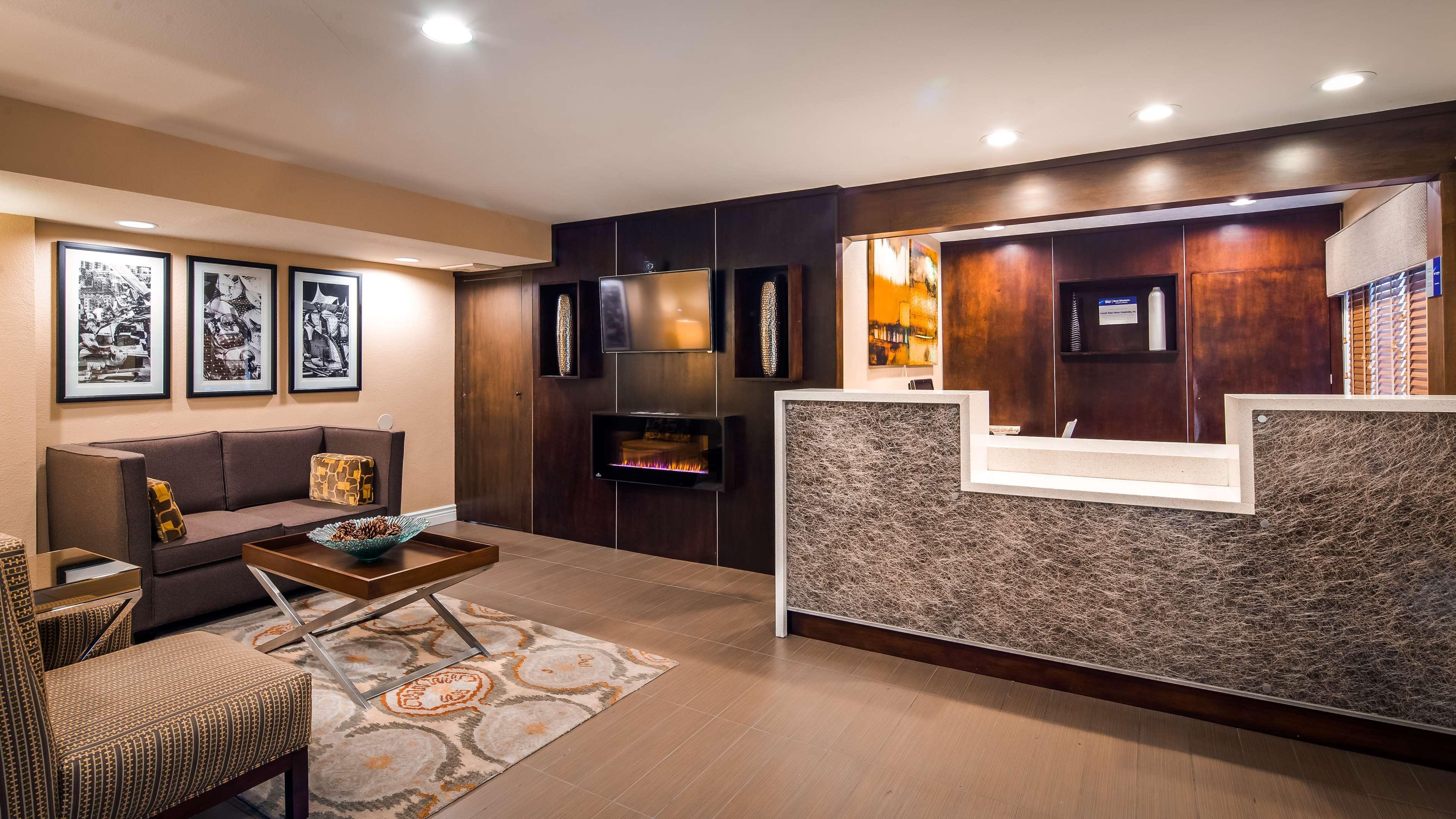 Best Western Carmel'S Town House Lodge Exterior foto