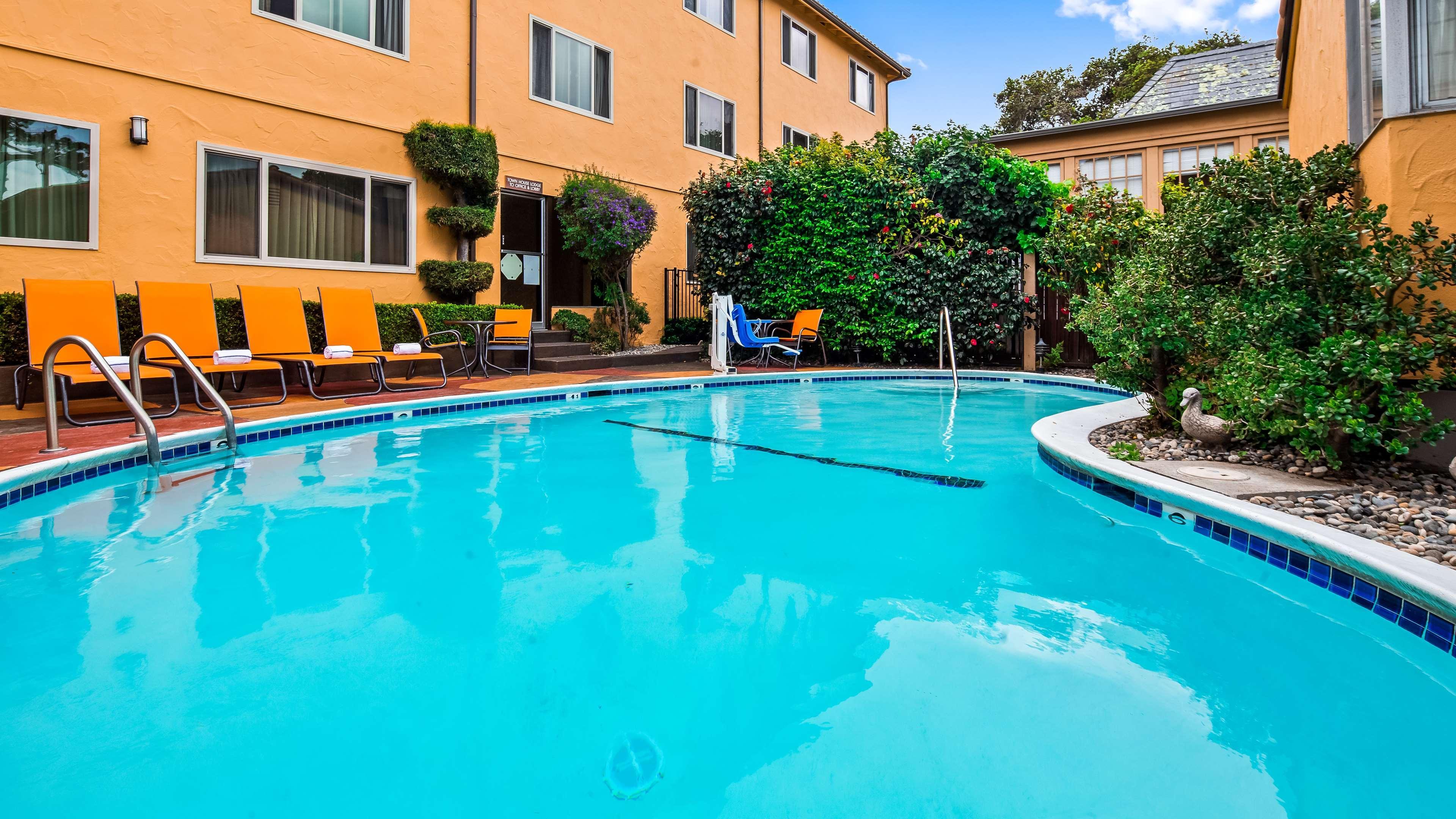 Best Western Carmel'S Town House Lodge Exterior foto