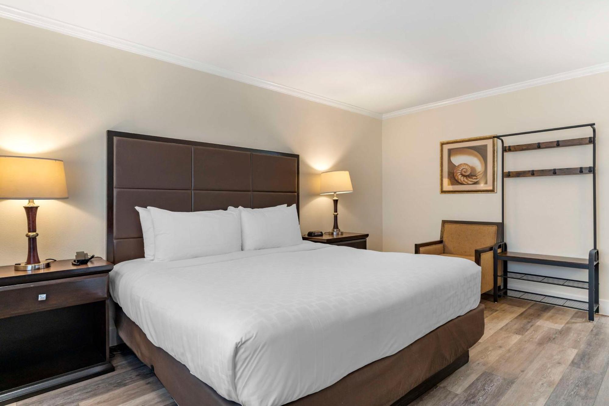 Best Western Carmel'S Town House Lodge Exterior foto
